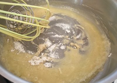 Béchamel Sauce - Make your Roux