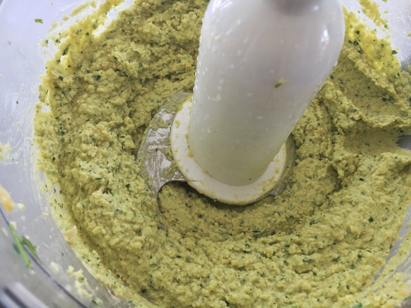 Homemade Cilantro Hummus - Blend your Ingredients 3