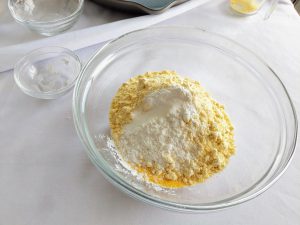 Homemade Cornbread - Mix your Dry & Wet Ingredients Separately