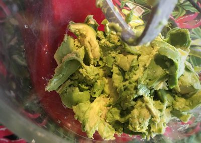 Homemade Guacamole - Mash your Avocados