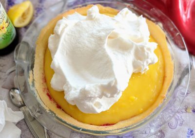 Raspberry Lemon Meringue Pie - Marke your Meringue